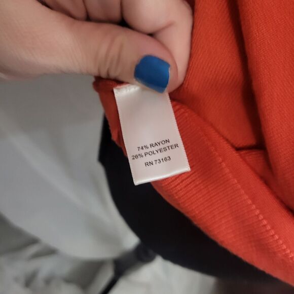 Sporty light weight orange and white sweater cable and gauge - Picture 5 of 7